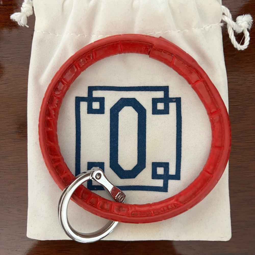 Red leather o ring